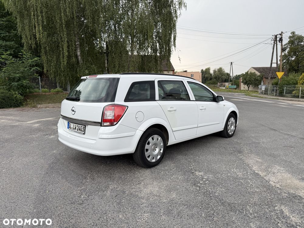Opel Astra - 4