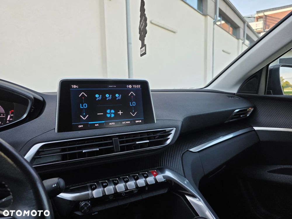Peugeot 5008 - 26