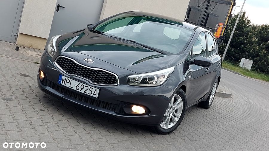 Kia Ceed - 1