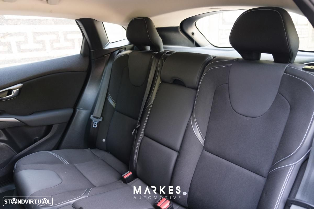 Volvo V40 1.6 D2 Eco Momentum - 14
