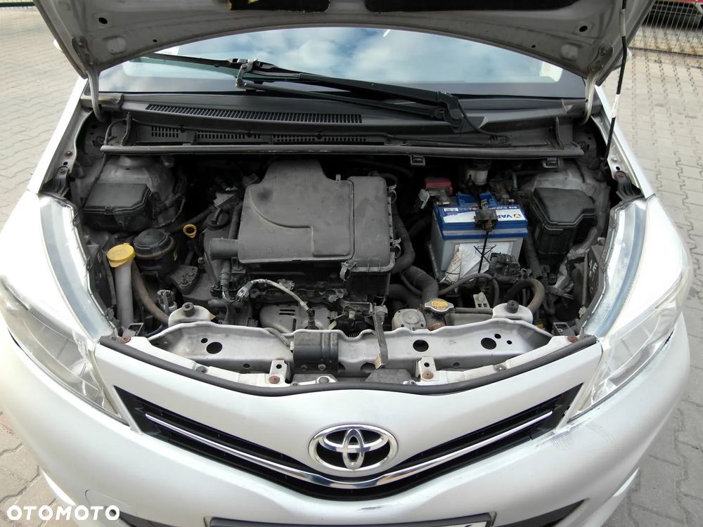 Toyota Yaris 1.0 Life - 12