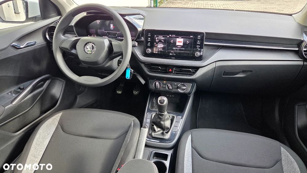 Skoda Fabia 1.0 Essence - 14