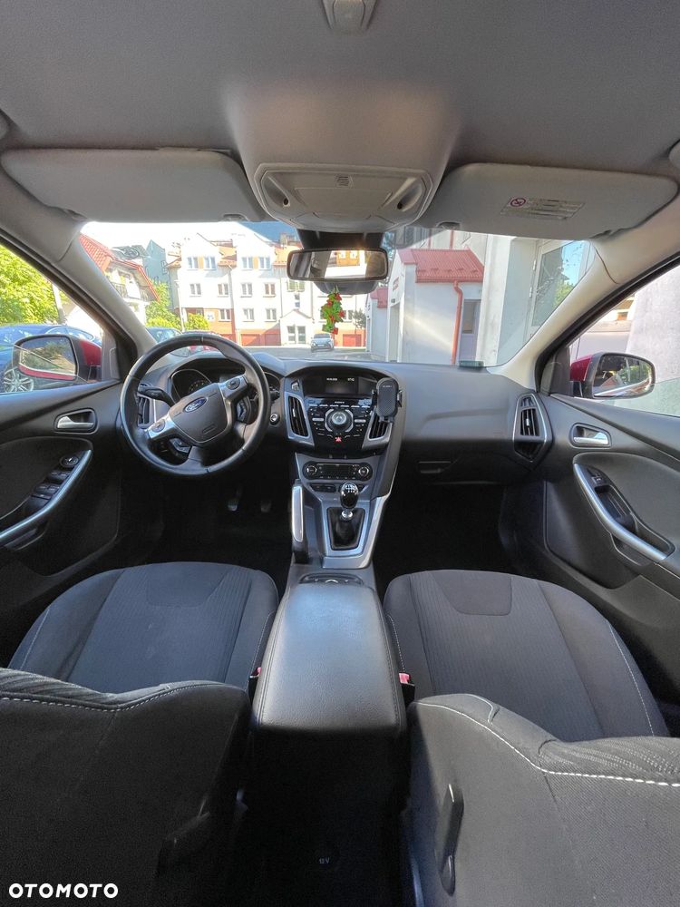 Ford Focus 1.6 EcoBoost Titanium - 11