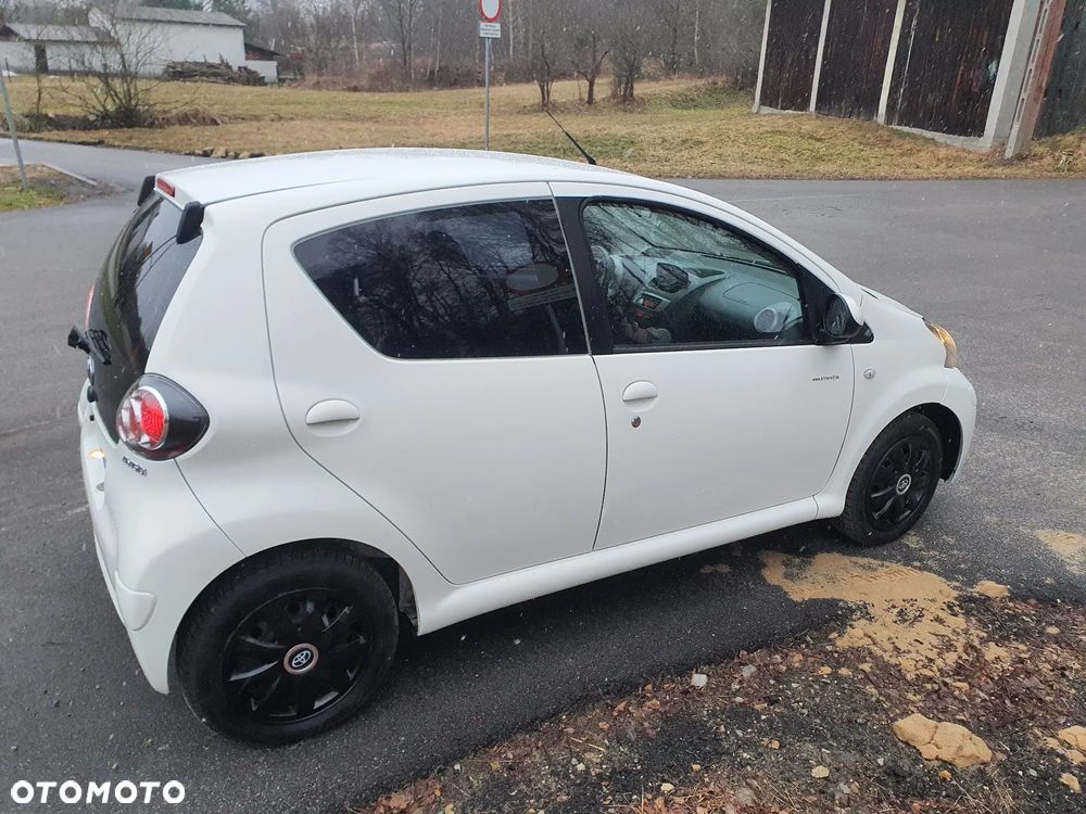 Toyota Aygo - 5