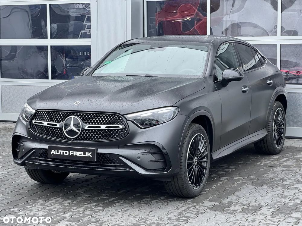 Mercedes-Benz GLC 300 e PHEV 4-Matic AMG Line - 4