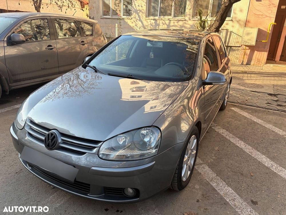 Volkswagen Golf 1.6 FSI Automatik Comfortline - 2