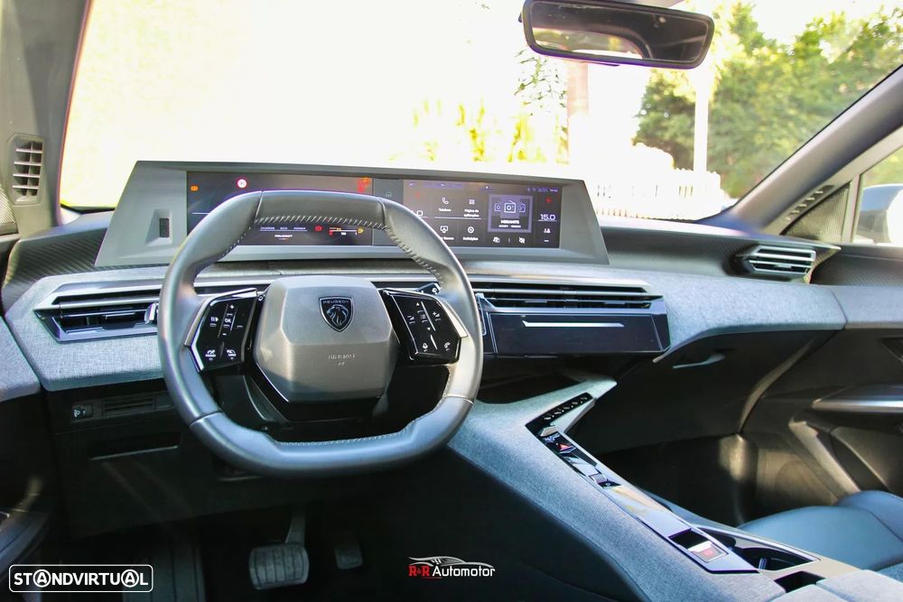 Peugeot 5008 1.2 Hybrid Allure e-DCS6 - 4