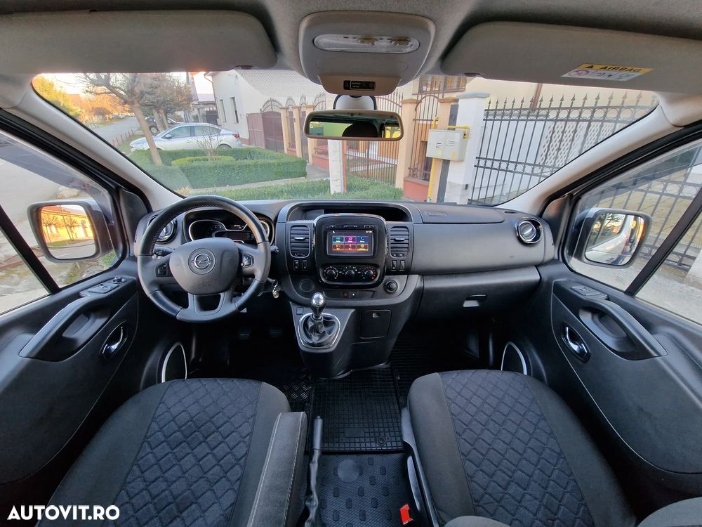 Opel Vivaro - 8