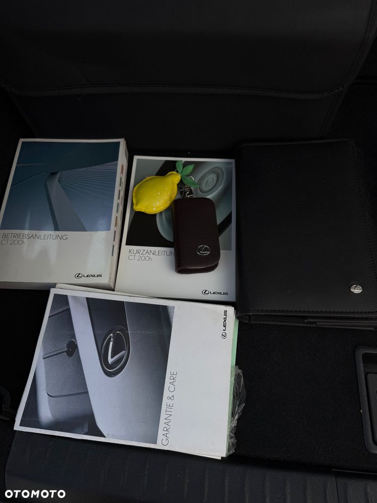 Lexus CT 200h Elegance - 16