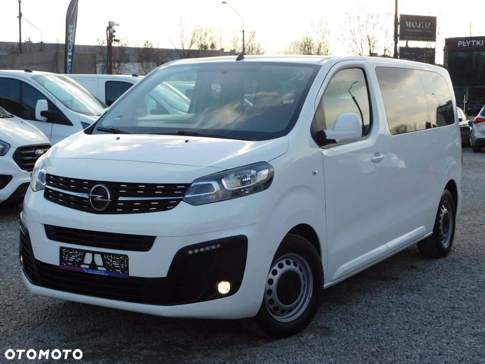 Opel Vivaro - 1
