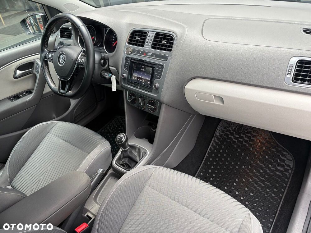Volkswagen Polo 1.2 TSI BMT Fresh - 16