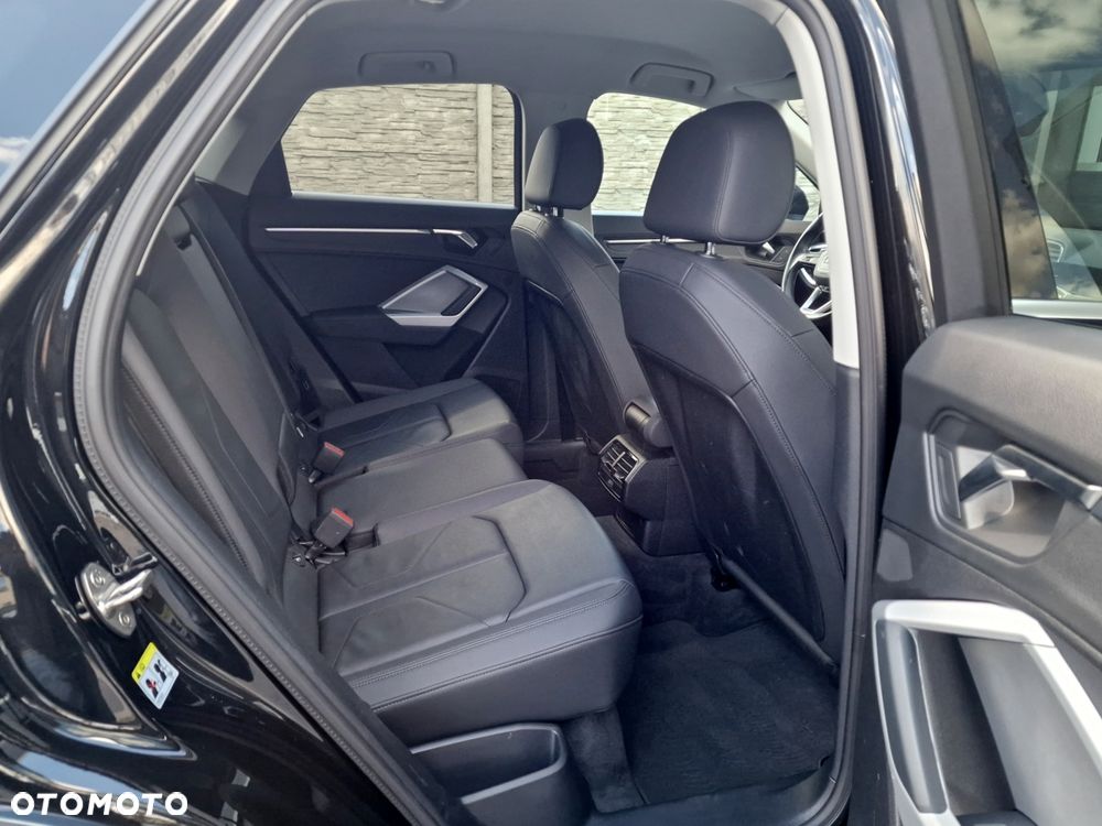 Audi Q3 Sportback 35 TDI S tronic S line - 23