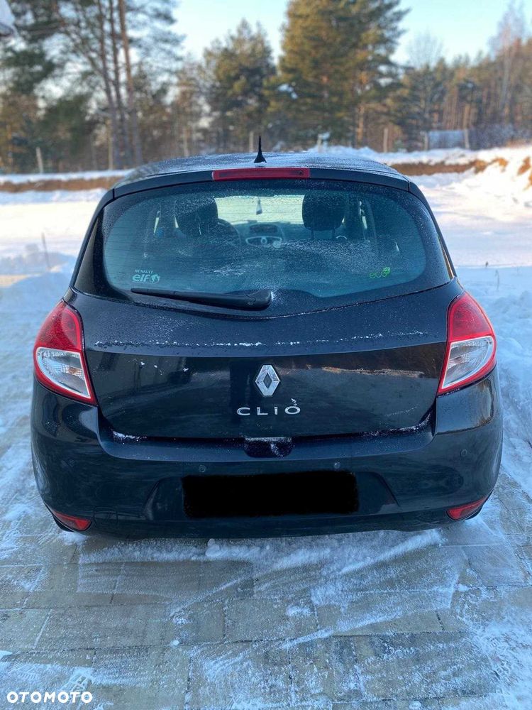Renault Clio - 7