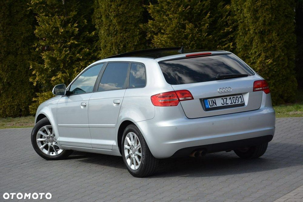 Audi A3 Sportback 1.8 TFSI Attraction S tronic - 13