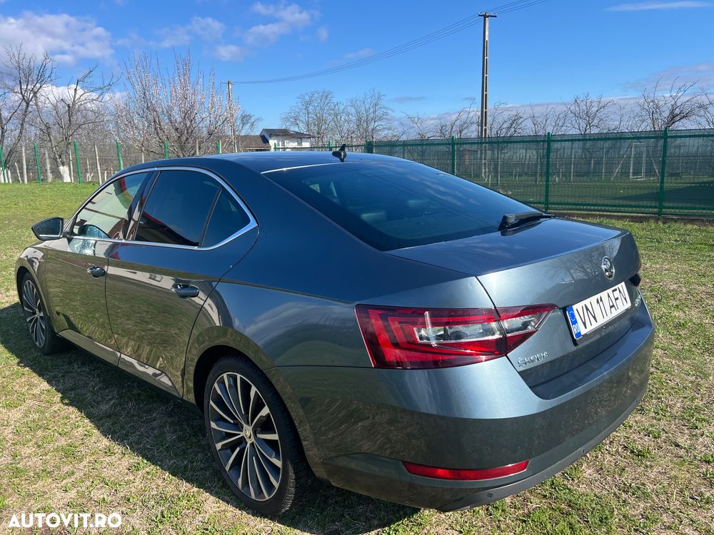 Skoda Superb 2.0 TDI DSG Laurin & Klement - 20