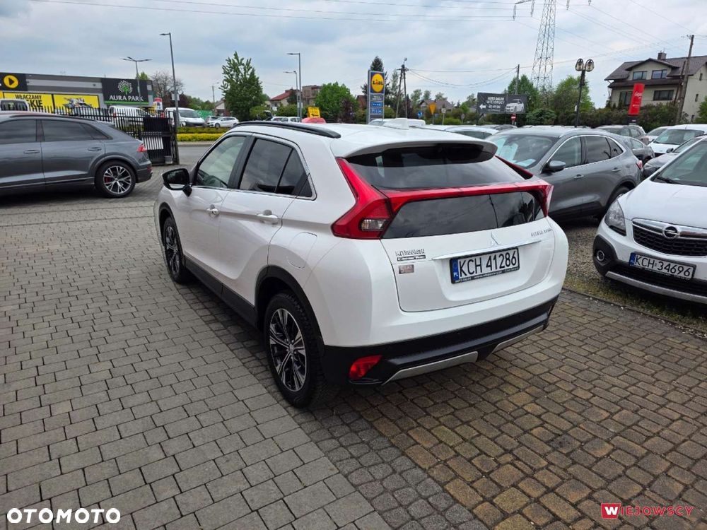Mitsubishi Eclipse Cross - 8