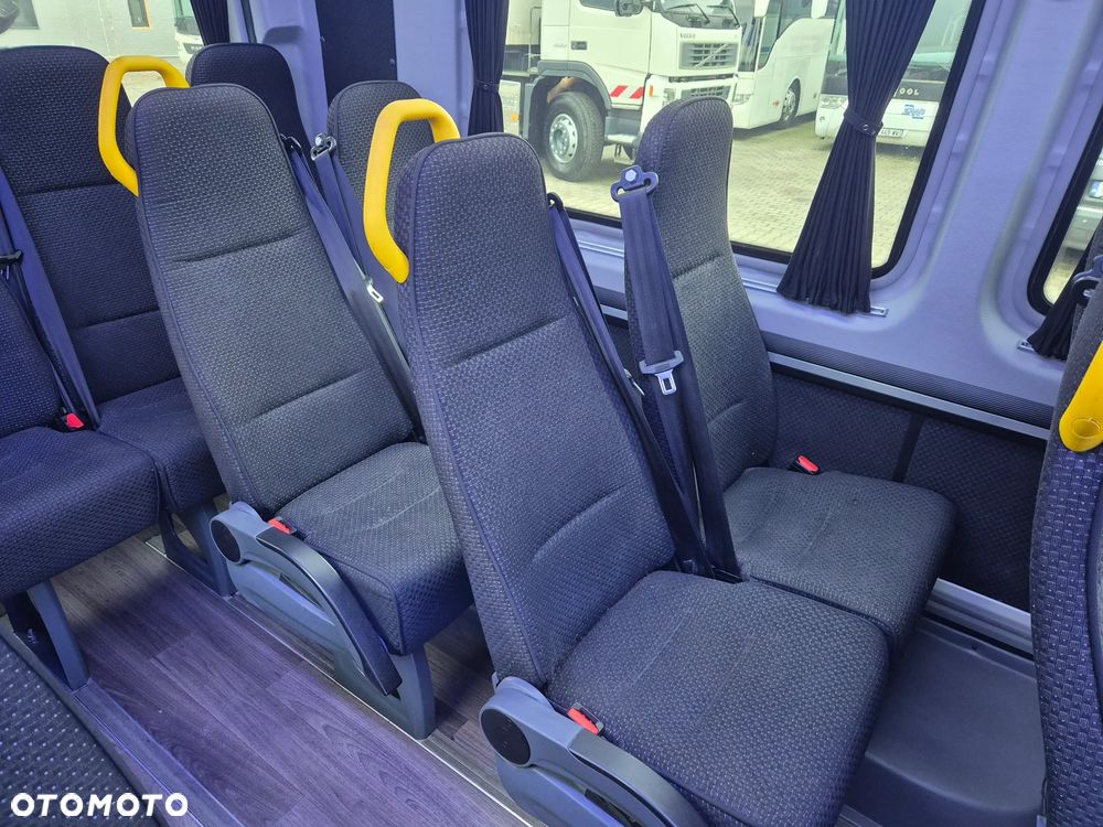 Mercedes-Benz SPRINTER/ 23 MIEJSCA + STOJĄCE/ 67 000 KM / KLIMA - 29