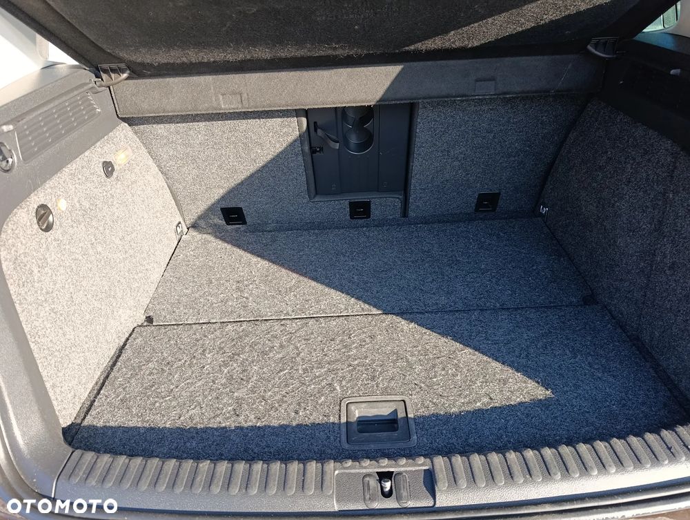 Volkswagen Tiguan 2.0 TDI 4Mot Sport&Style DSG - 9