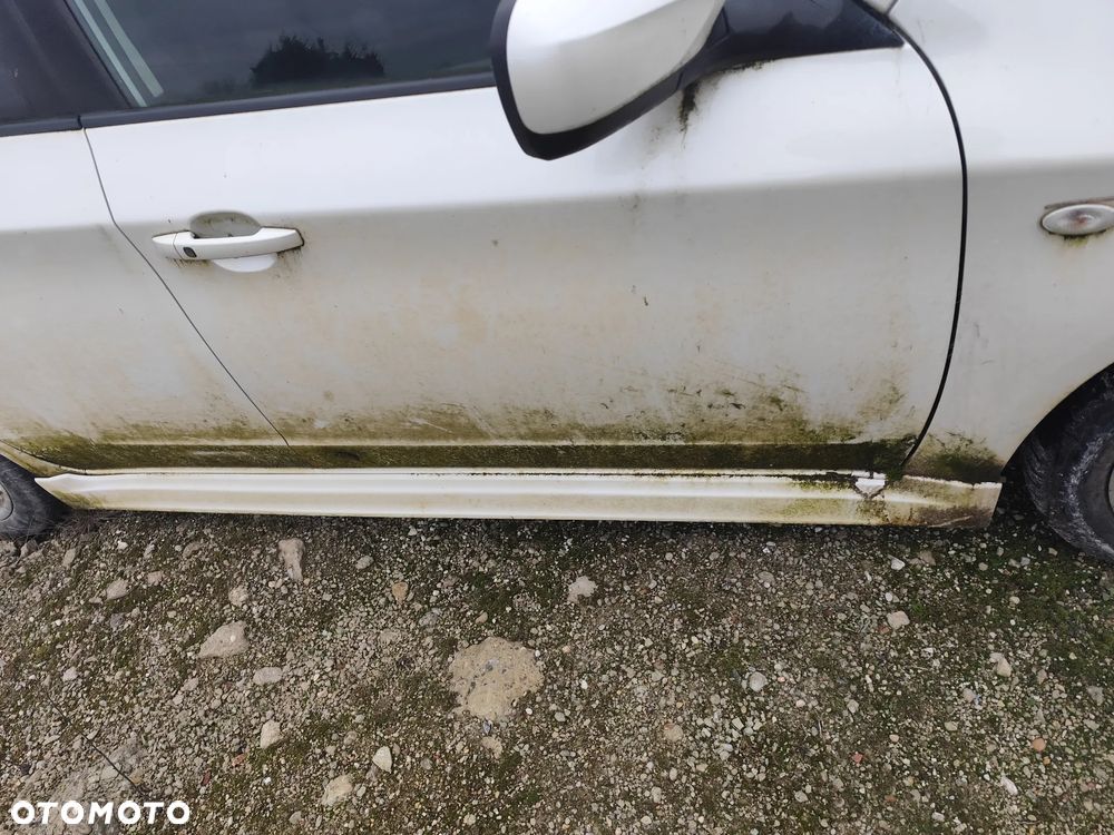 Subaru Impreza Sport GH maska zderzak lusterko drzwi klapa lampy ksenon tylne LED listwy progowe - 34