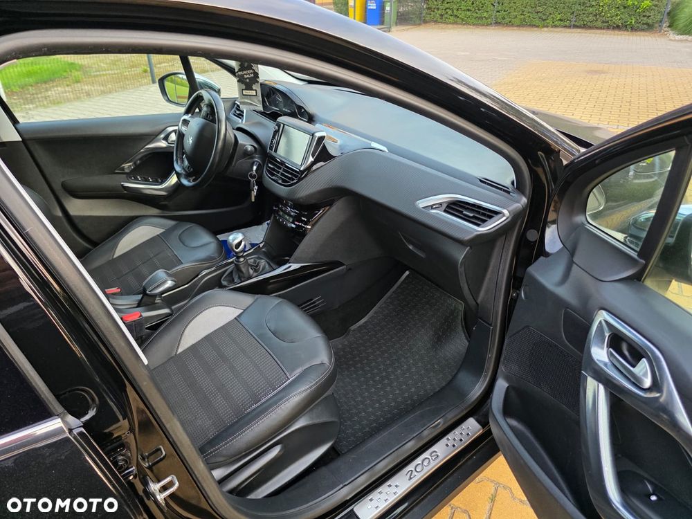 Peugeot 2008 - 14
