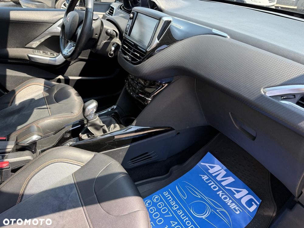 Peugeot 2008 1.2 Pure Tech Crossway S&S - 16