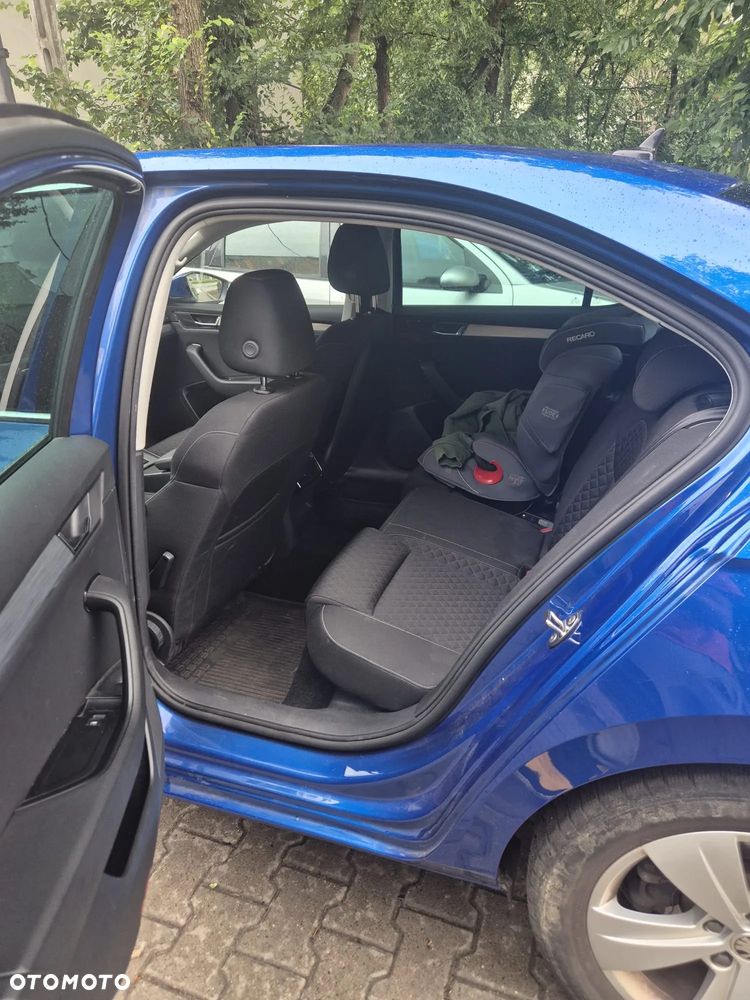 Skoda Superb 1.5 TSI Ambition DSG - 20