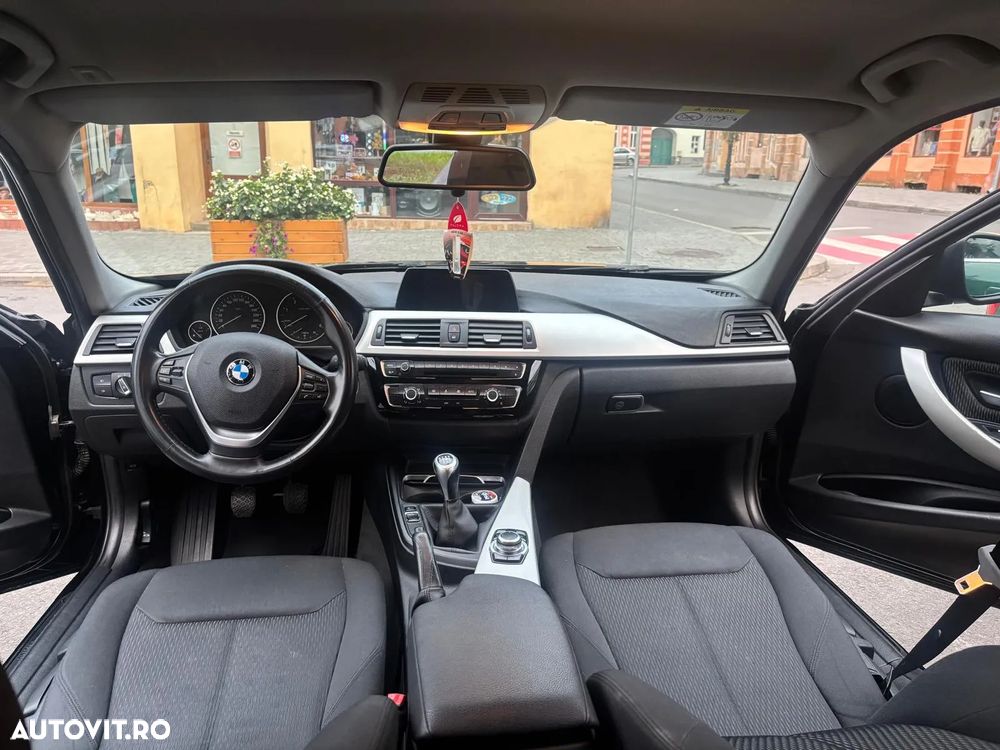 BMW Seria 3 316d Touring - 5
