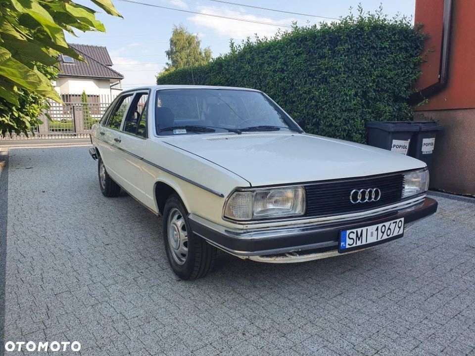 Audi 100 - 5