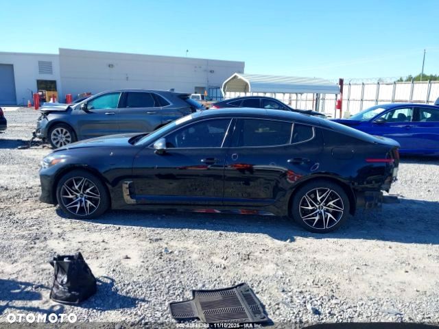 Kia Stinger 3.3 T-GDI V6 GT AWD - 12