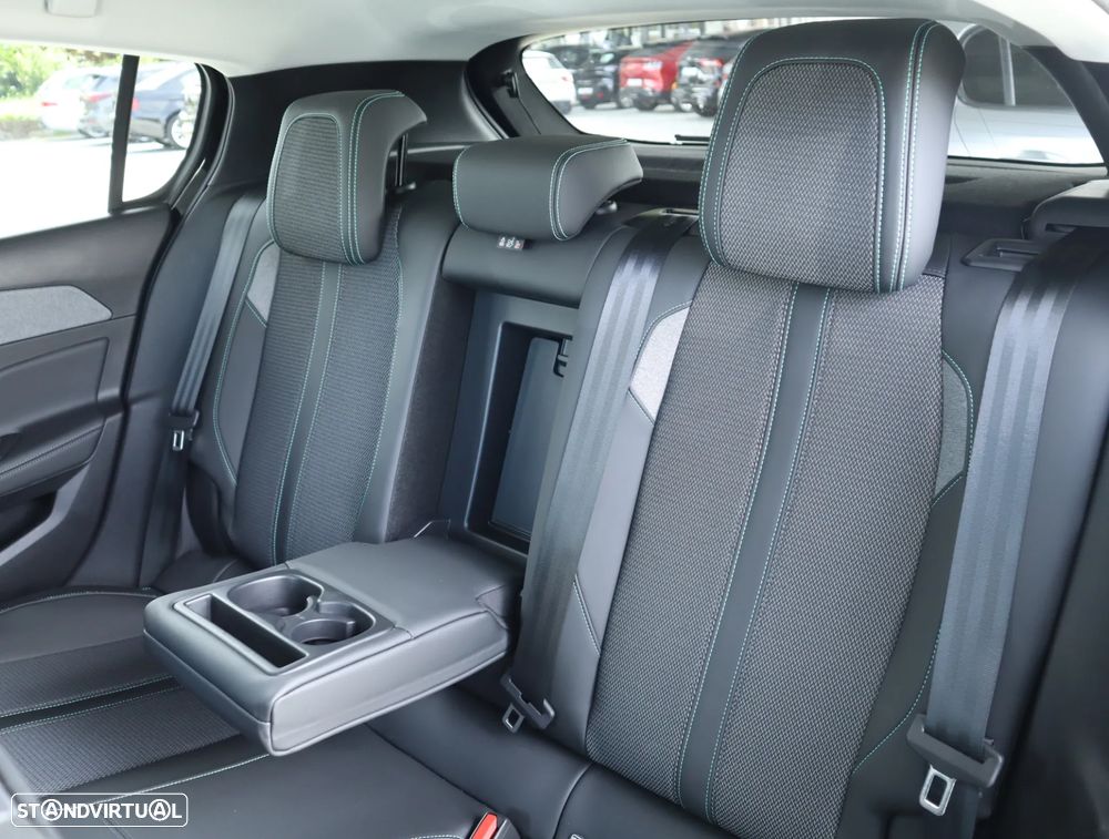 Peugeot e-308 156 Allure - 26