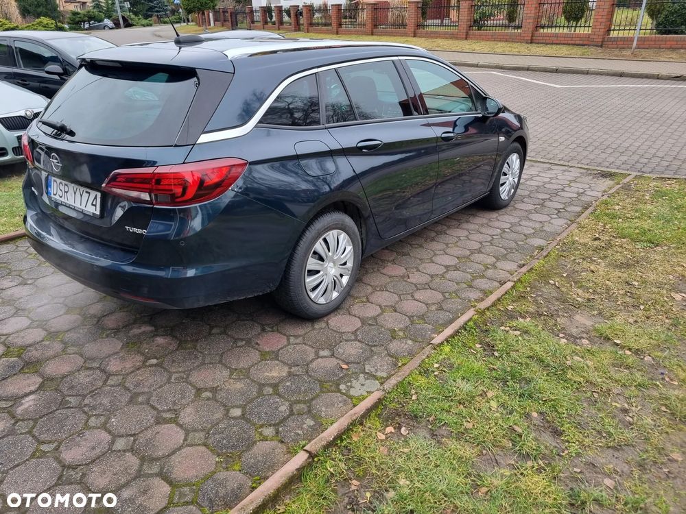 Opel Astra 1.4 Turbo Innovation - 4