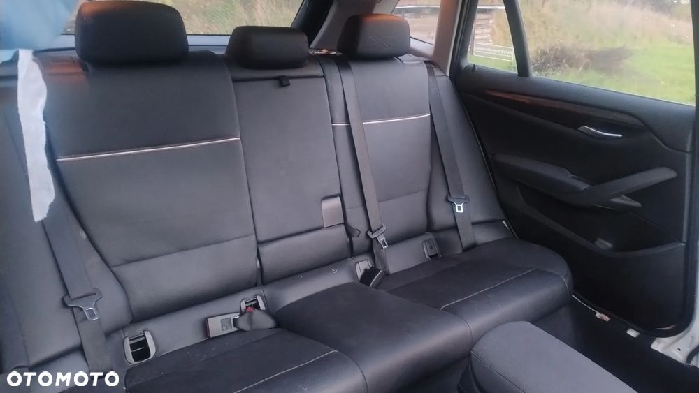 BMW X1 - 15