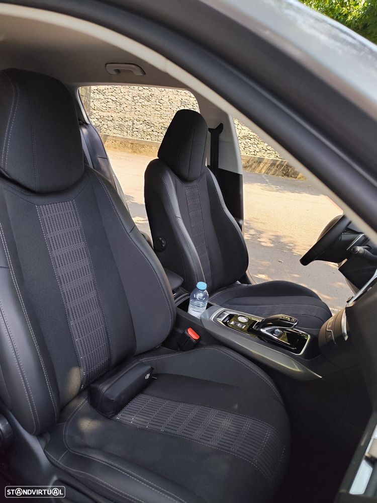 Peugeot 308 1.2 PureTech Allure EAT8 - 10