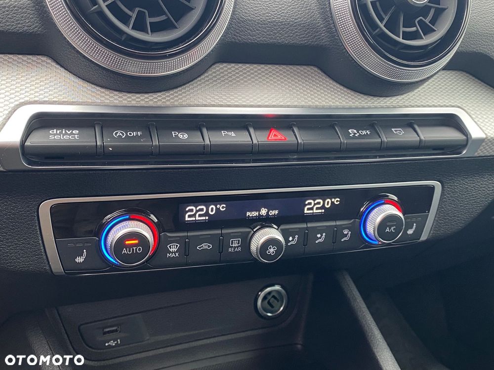 Audi Q2 40 TFSI Quattro Sport S tronic - 22