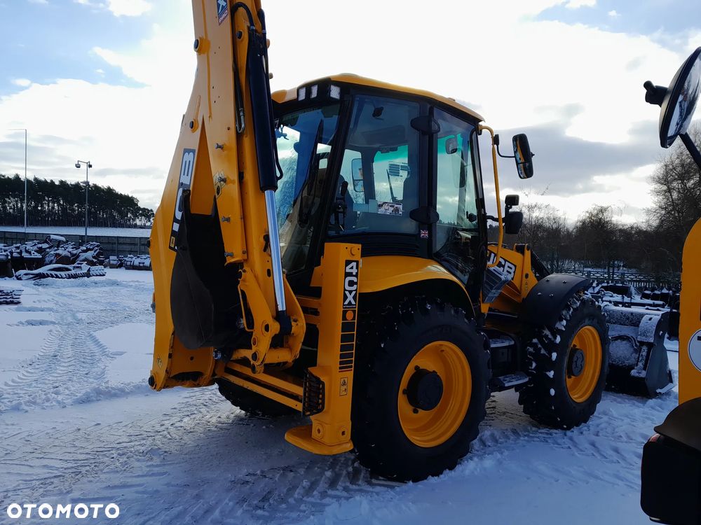 JCB JCB 4CX AEC  2022r - 6