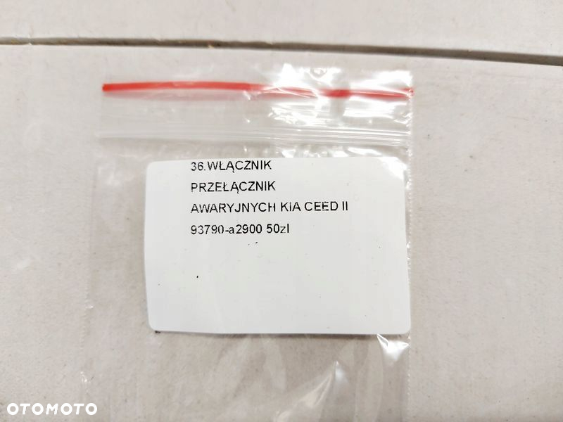 KIA CEED II 2 PRZEŁĄCZNIK PRZYCISK ŚWIATEŁ AWARYJNYCH 93790-A2900 - 6