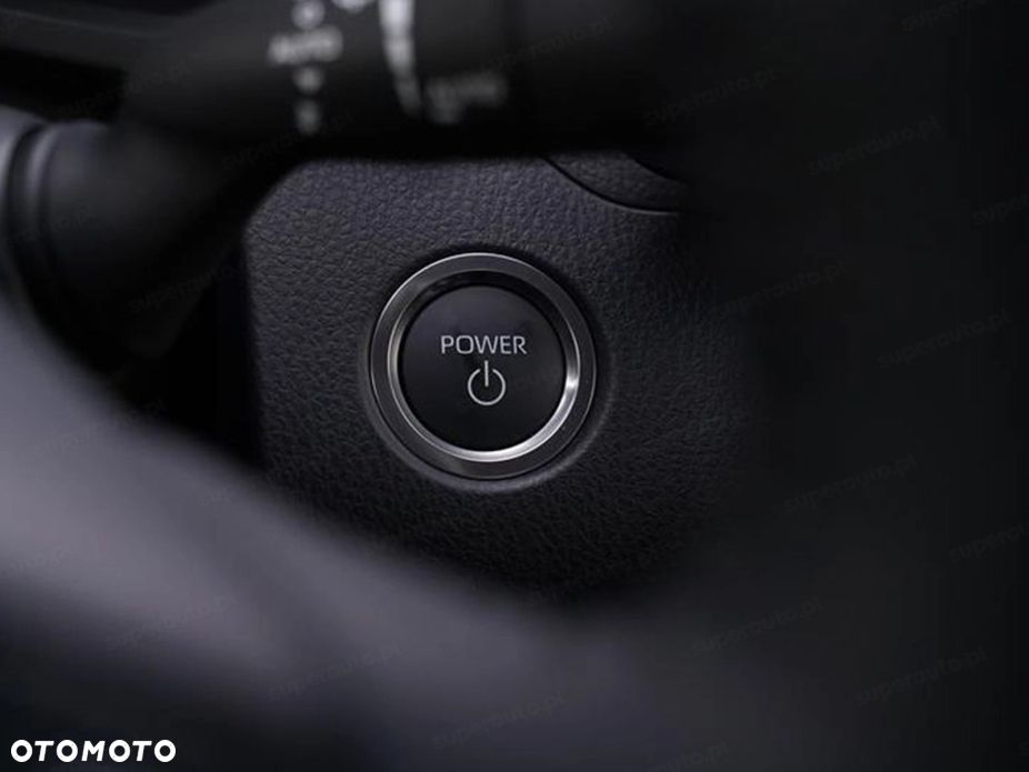 Toyota Camry - 11