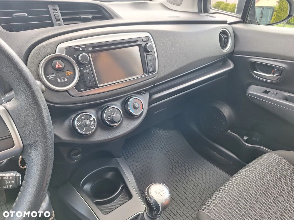 Toyota Yaris 1.4 D-4D Premium - 7