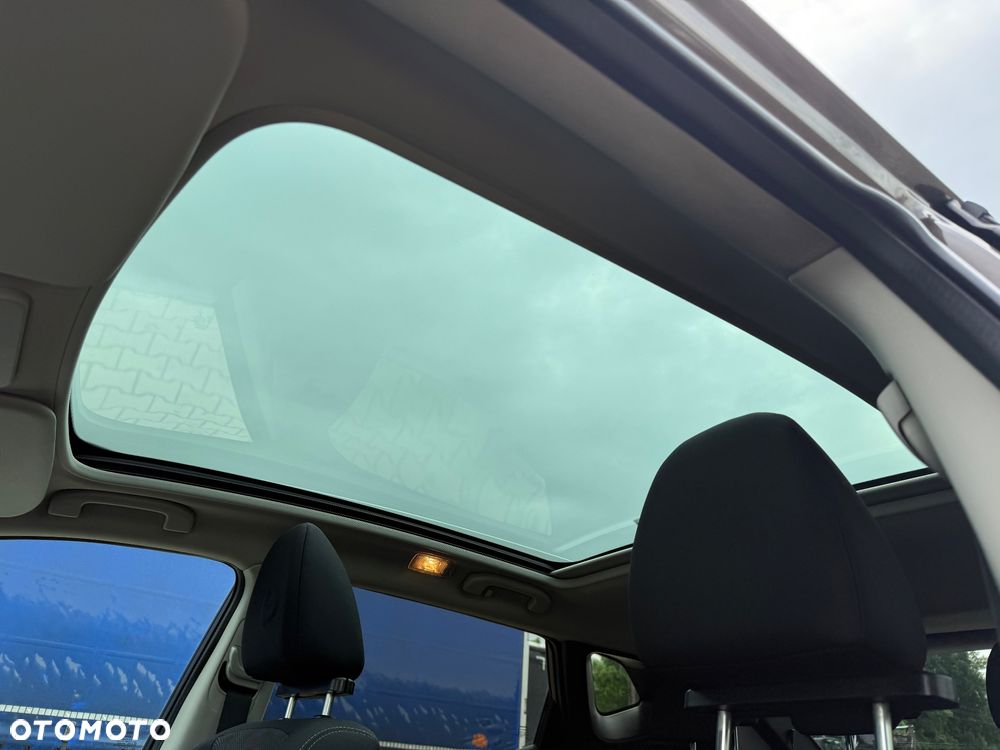 Nissan Qashqai 1.6 dCi Xtronic TEKNA+ - 21