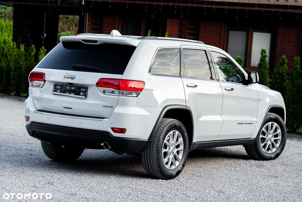 Jeep Grand Cherokee - 14