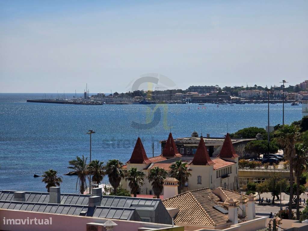 Apartamento Exclusivo em Frente à Praia da Poça, São João do Estoril - Grande imagem: 4/41