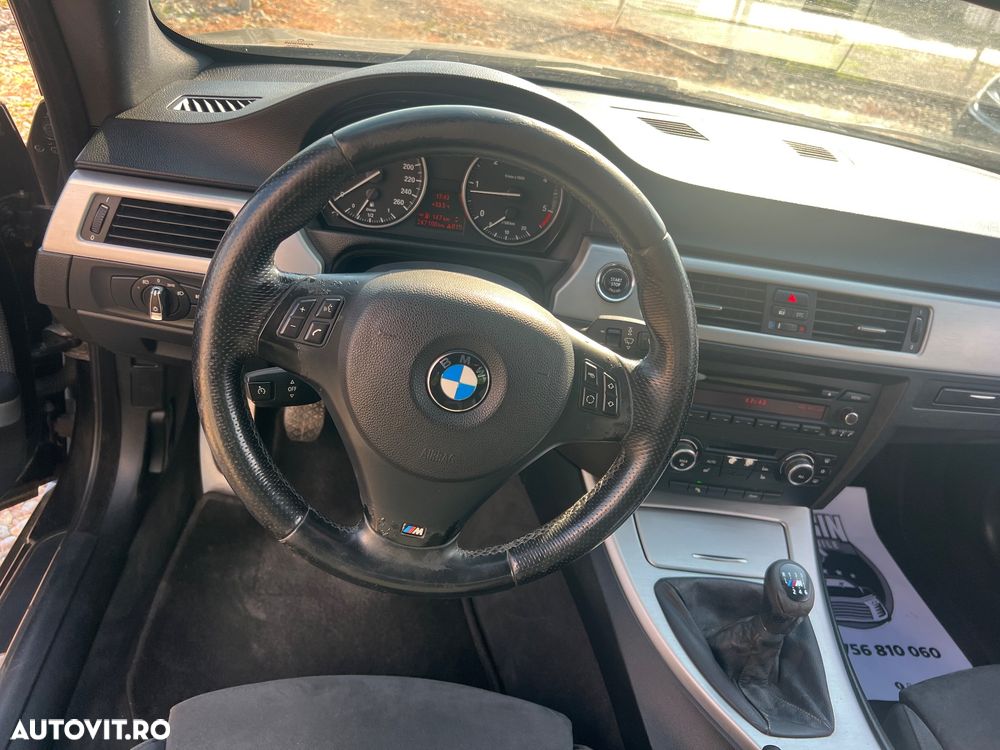 BMW Seria 3 320d - 11