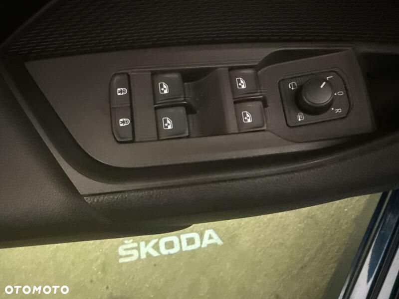 Skoda Octavia 2.0 TDI Style DSG - 12