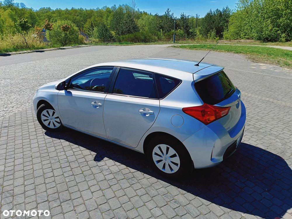 Toyota Auris 1.33 VVT-i Active - 15