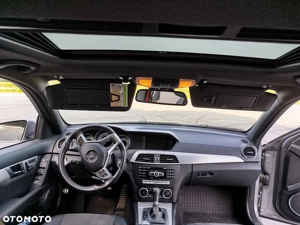 Mercedes-Benz Klasa C 250 CGI Automatik BlueEFFICIENCY - 13