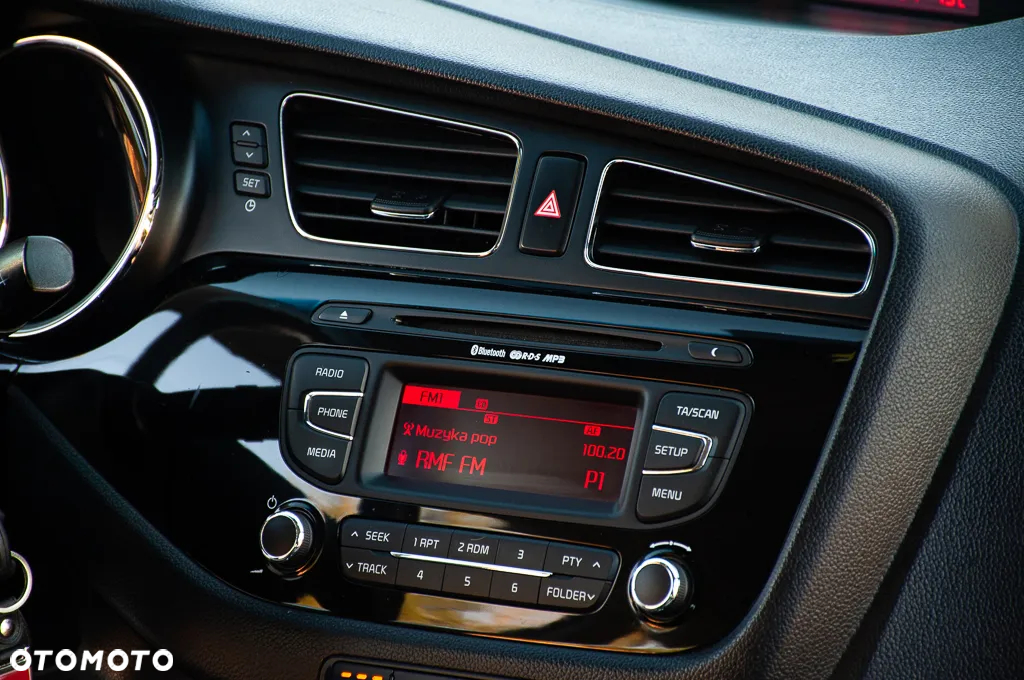 Kia Ceed 1.6 CVVT LX - 20