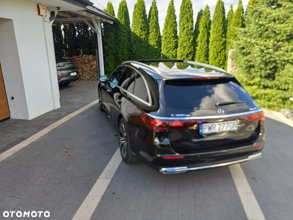 Mercedes-Benz Klasa E 300 de PHEV 4-Matic Avantgarde 9G-Tronic - 16