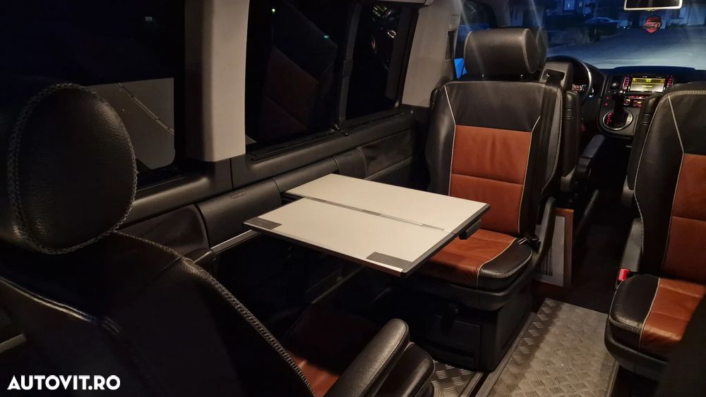 Volkswagen Multivan - 15