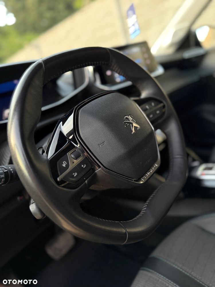 Peugeot 208 1.2 PureTech Allure S&S EAT8 - 12