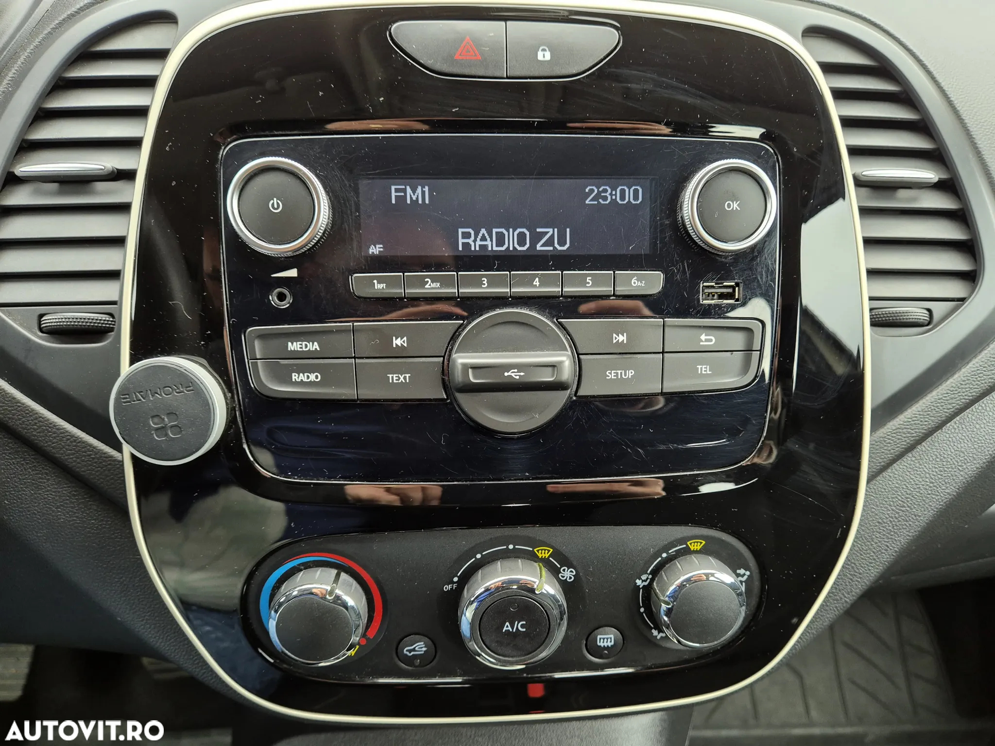 Renault Captur TCe Life Evo - 29